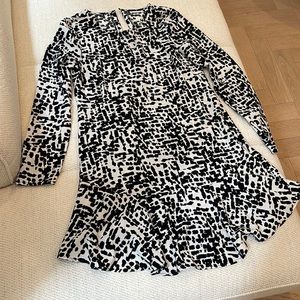 Leith Spotted black and white long sleeve dress